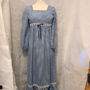 Vintage 1970s Coquette Blue And White Gingham Plaid Long Sleeve Dress